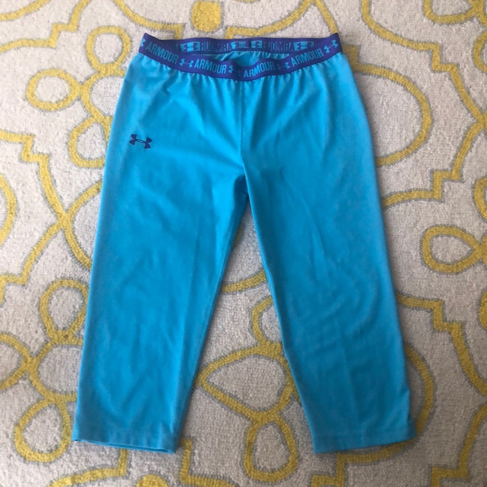 💙Under Armour Dry-Fit Capris💙 Sz L